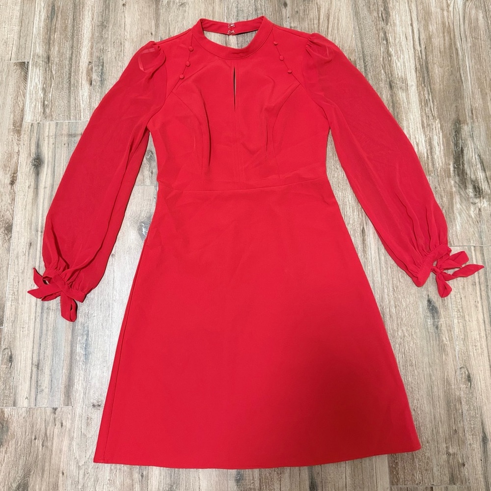 Like New Nanette Lepore Elegant Red Size 4 Long-Sleeve V Neck Dress